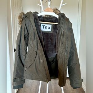 Worn once! Aritzia TNA Vail Parka Coat/Goose Down Coat Size Small Dark Olive